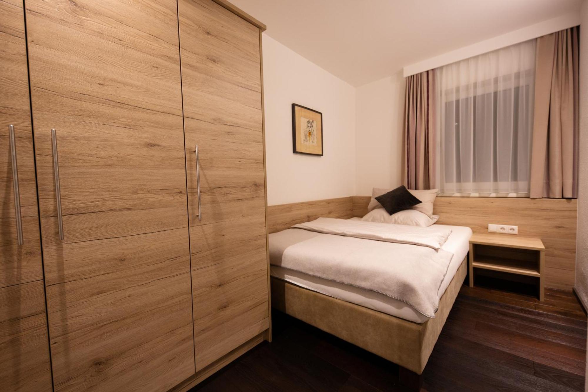 Da Peatala Apartments Serfaus Szoba fotó
