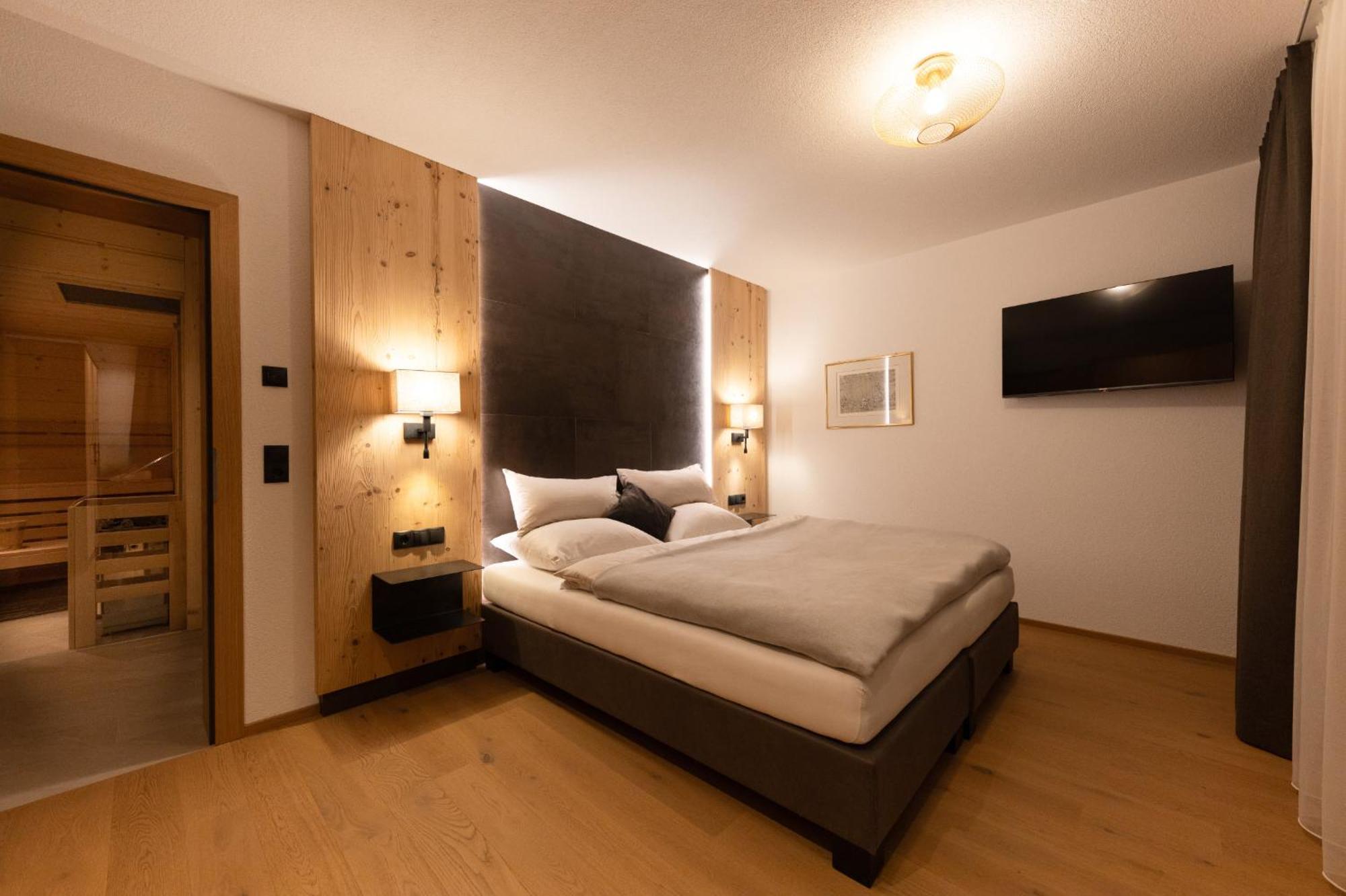 Da Peatala Apartments Serfaus Szoba fotó